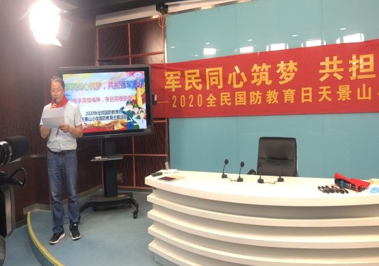 图片包含 室内, 天花板, 建筑, 桌子&#xA;&#xA;描述已自动生成