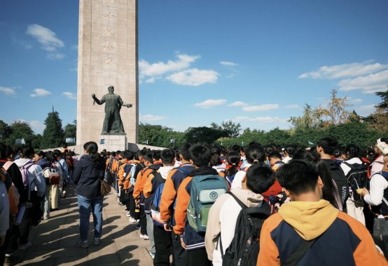 Kiwiberry_2025-10-23 16.06.13_fxn 2025-10-23 134528_01