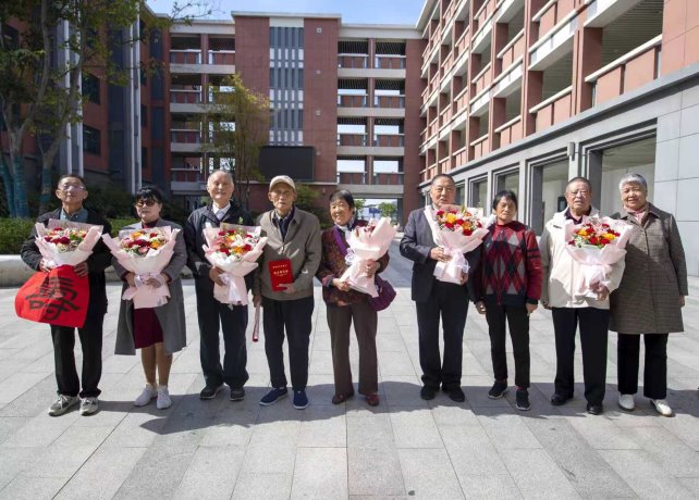 c25e186fa1cfcff74f3f6bdc6e9e1c8