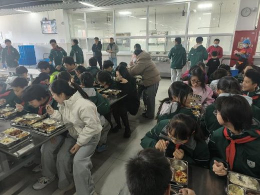 490839750C5A9A287D90F6E124A90D98